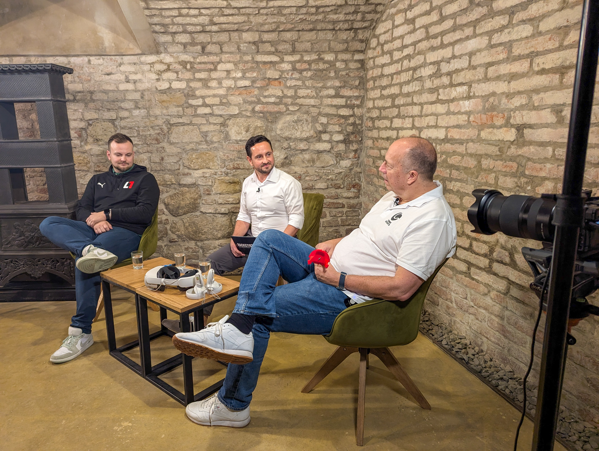 Gaming und Tennis: Zwischen Virtual Reality und Center Court – Racketista Folge 15